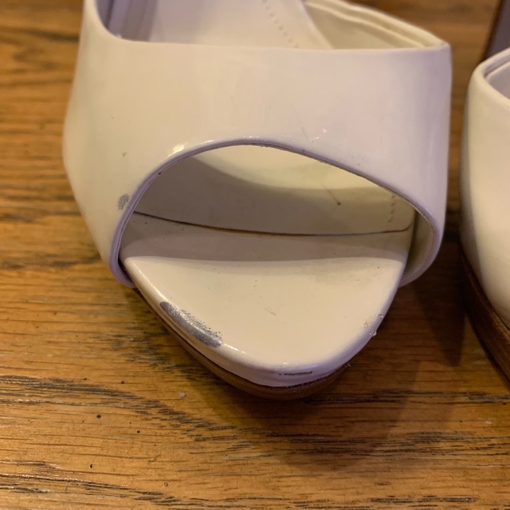 Heels - Picture 2 of 7
